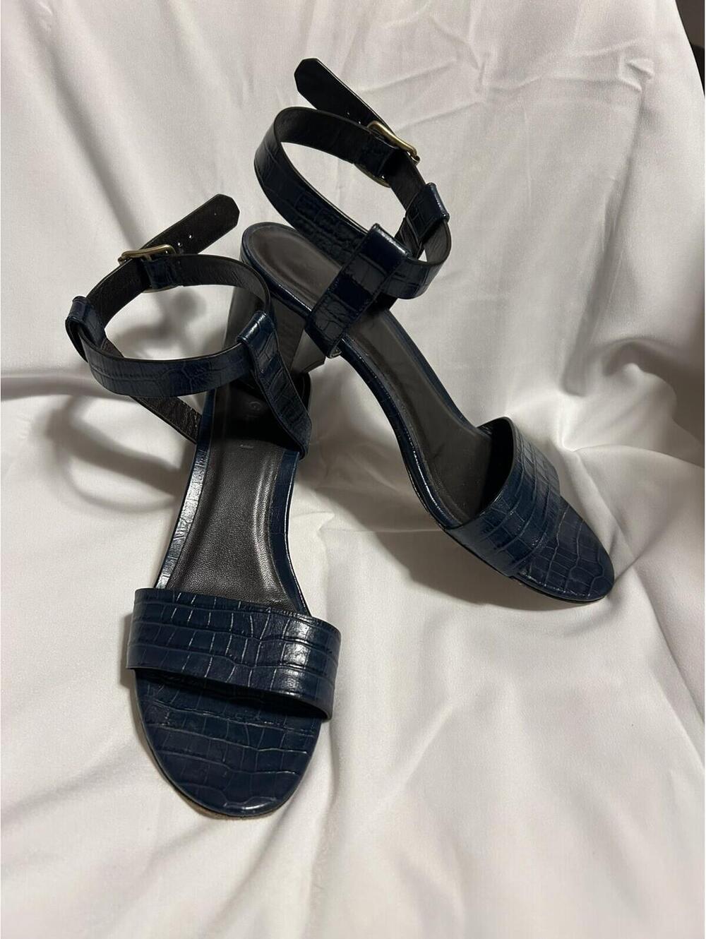 M Gemi Ankle Sandals 9 39.5 Blue Croc Leather Open Toe Wooden Heels Strap Buckle